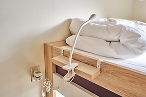 Tora Hotel Asakusa - Hostel