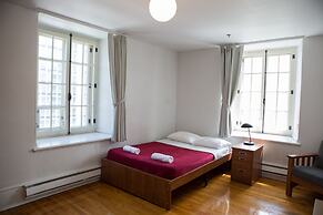 Residence Grey Nuns by Concordia University