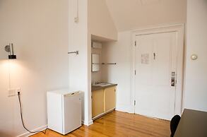 Residence Grey Nuns by Concordia University