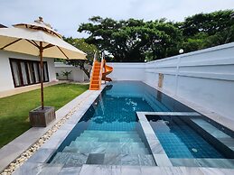 Thiva Pool Villa Hua Hin
