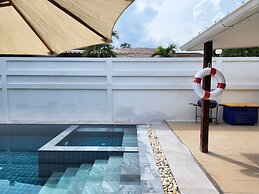 Thiva Pool Villa Hua Hin