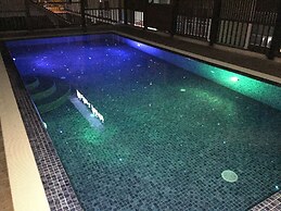 Modernbright Service Apartment