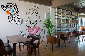 Dragon River Avenue Hotel