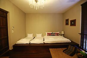 Villa Bangkok Formerly Villa Phra Sumen