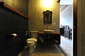 Villa Bangkok Formerly Villa Phra Sumen