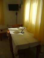 Kavousanos Apartments