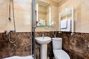 Hotel Sharden