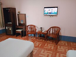 Man Shwe Li Hotel