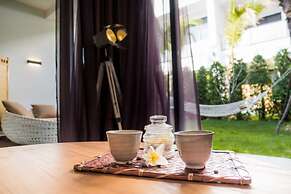 White Boutique Hotel & Residences