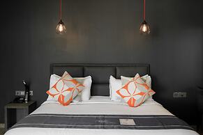 White Boutique Hotel & Residences