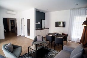 White Boutique Hotel & Residences