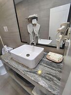 White Boutique Hotel & Residences