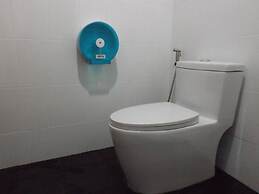 Lanta Long Beach Hostel