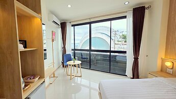 Samed Port View