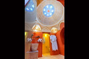 In Camera Art Boutique Hotel