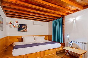 In Camera Art Boutique Hotel