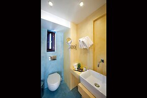 In Camera Art Boutique Hotel