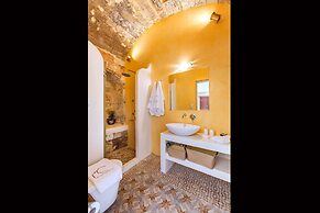 In Camera Art Boutique Hotel