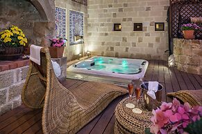 In Camera Art Boutique Hotel