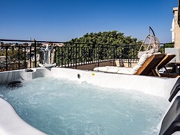 In Camera Art Boutique Hotel