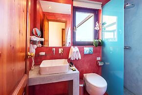 In Camera Art Boutique Hotel