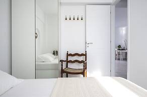 Cleopatra Seaside Homes Paros