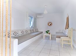Cleopatra Seaside Homes Paros
