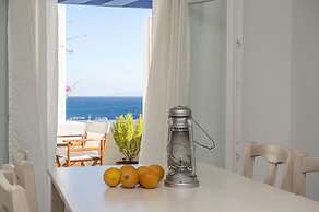 Cleopatra Seaside Homes Paros
