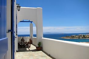 Cleopatra Seaside Homes Paros