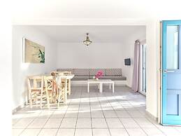 Cleopatra Seaside Homes Paros