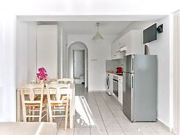 Cleopatra Seaside Homes Paros