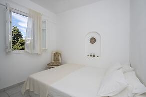 Cleopatra Seaside Homes Paros