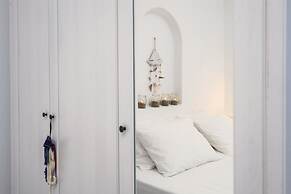 Cleopatra Seaside Homes Paros