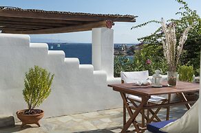 Cleopatra Seaside Homes Paros