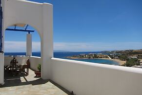 Cleopatra Seaside Homes Paros