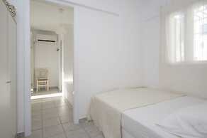 Cleopatra Seaside Homes Paros