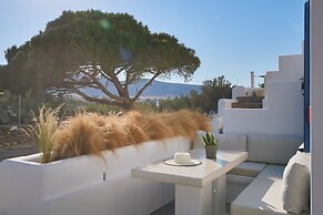 Cleopatra Seaside Homes Paros