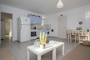 Cleopatra Seaside Homes Paros