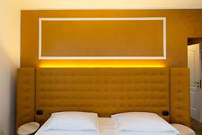 Hotel Al Campanile - Luxury Suites & Apartments