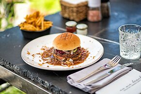 Sun Hotel by En Vie Beach - Adults Only