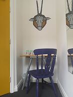 Igloo Hybrid - Hostel