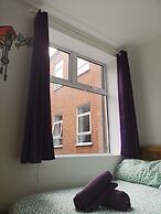 Igloo Hybrid - Hostel