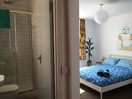 Igloo Hybrid - Hostel