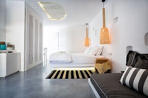 Blue Sand Boutique Hotel & Suites