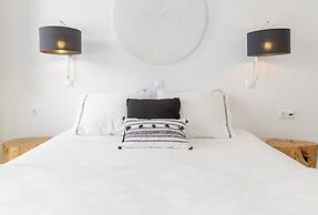 Blue Sand Boutique Hotel & Suites