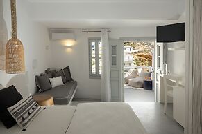 Blue Sand Boutique Hotel & Suites