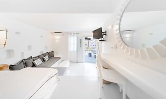 Blue Sand Boutique Hotel & Suites