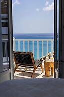 Blue Sand Boutique Hotel & Suites