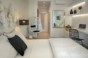 Blue Sand Boutique Hotel & Suites