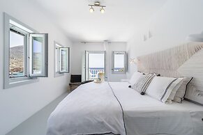 Blue Sand Boutique Hotel & Suites